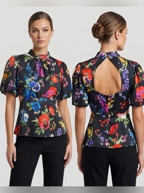 NWOT Floral top size S